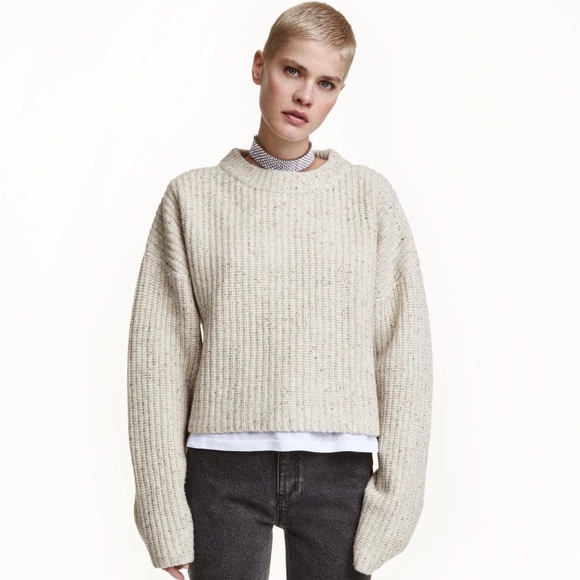 H&M Oversize Wool Knit Sweater - Picture 2 of 3
